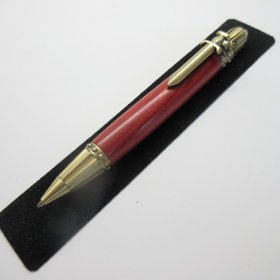 Knights Armor Twist Pen in (Redheart) Antique Brass