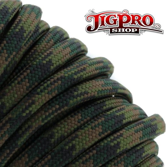 (image for) Woodland Camo 550# Type III Paracord 100\' C04