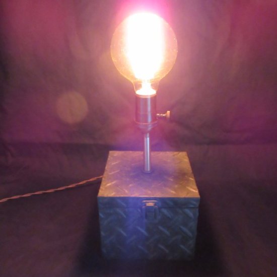 (image for) Edison Box Lamp #2