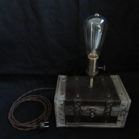 (image for) Edison Box Lamp #3