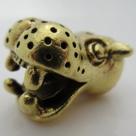 Po Boy Hippo in Brass by Santi-Se