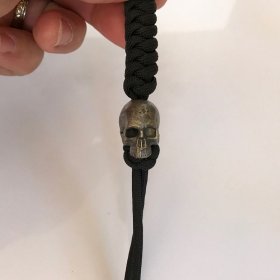 Realistic Skull Lanyard With Black 550# Paracord