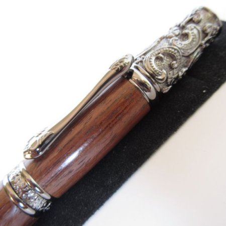 (image for) Victorian Twist Pen in (Pink Rosewood) Gun Metal