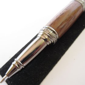 Victorian Twist Pen in (Pink Rosewood) Gun Metal