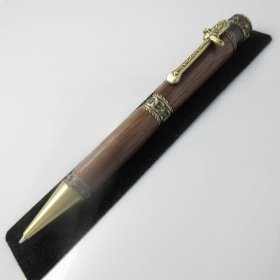 Western Twist Pen in (Walnut) Antique Brass